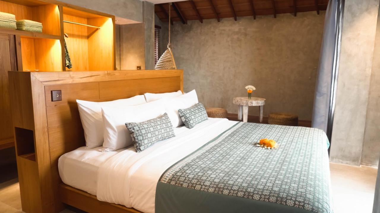 Annora Suite with Seating Area,1328519714:JPEG