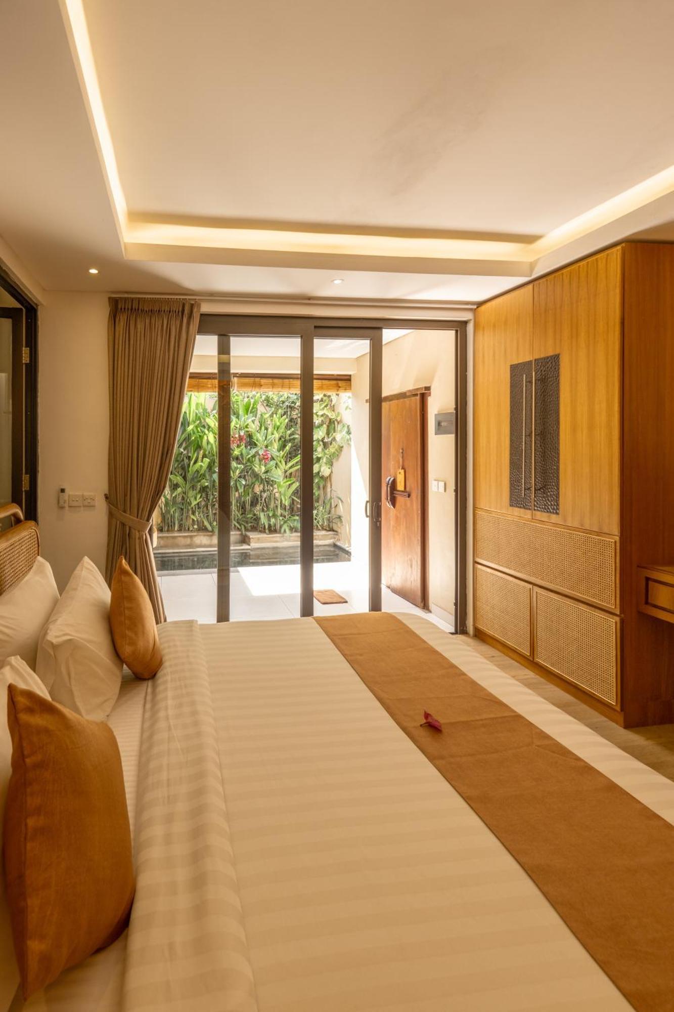 Superior One Bedroom Plunge Pool Villa