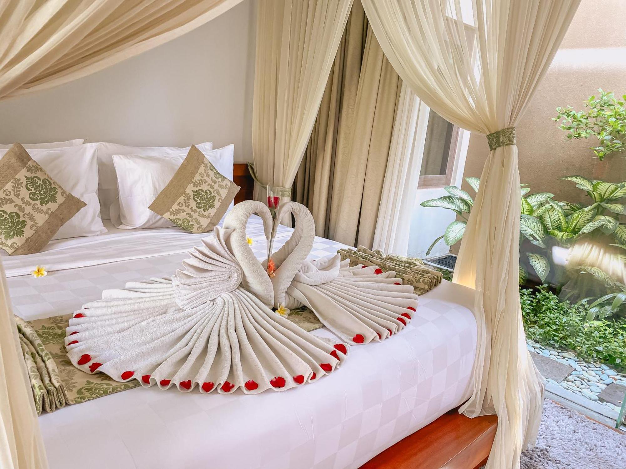 Royal Villa met 1 Slaapkamer en Zwembad