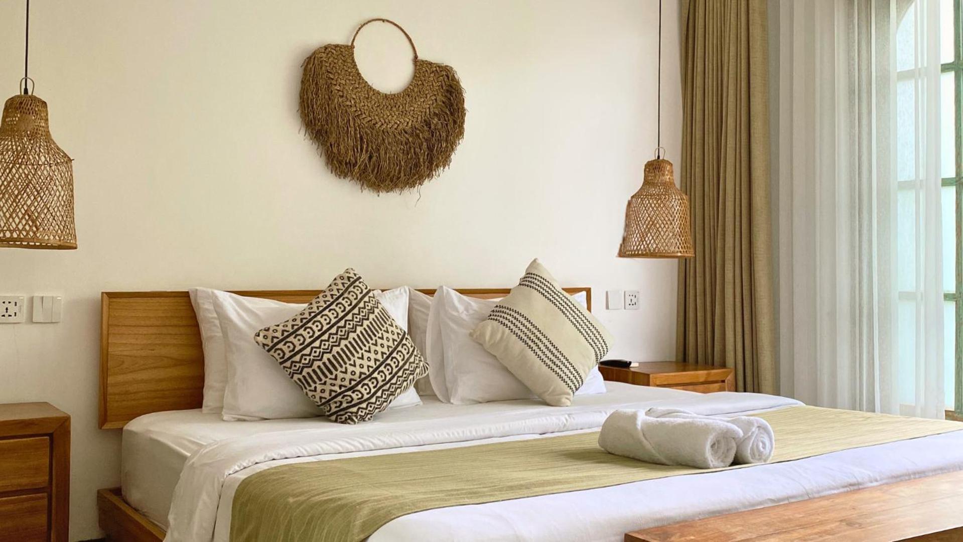Deluxe King Room