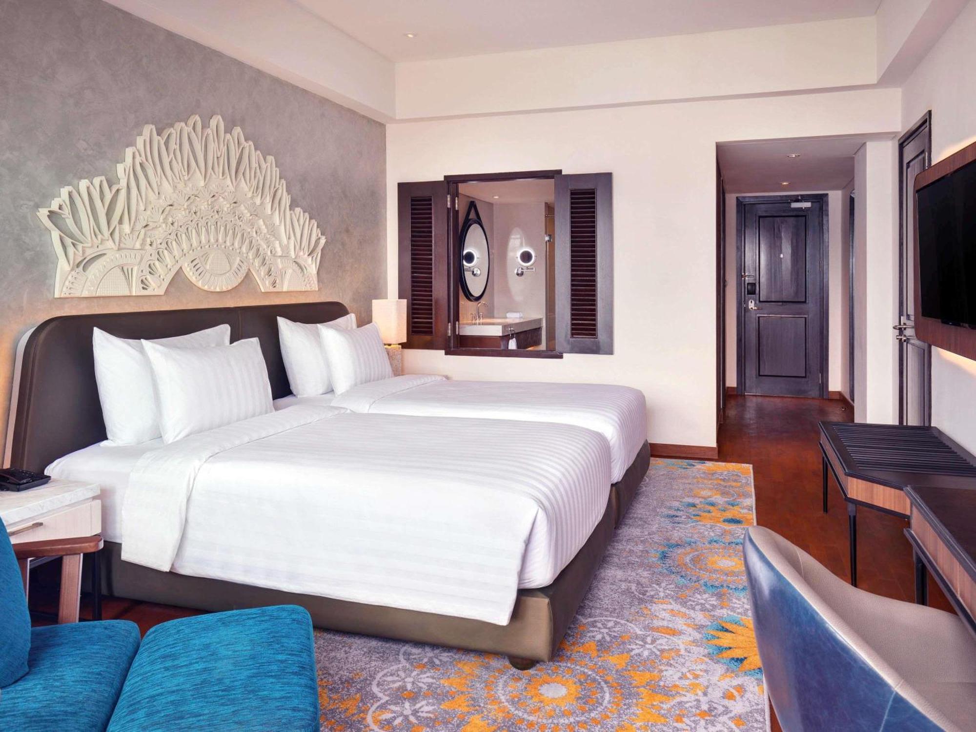 Deluxe Room Twin Beds,1718566499:JPEG