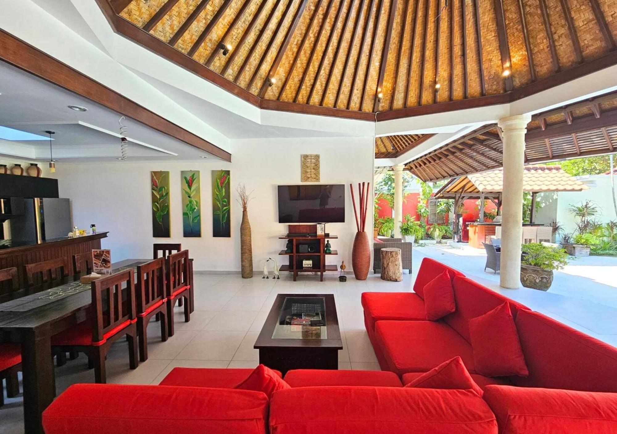 Ginger Four-Bedroom Villa with Spa Bath,1756452996:JPEG