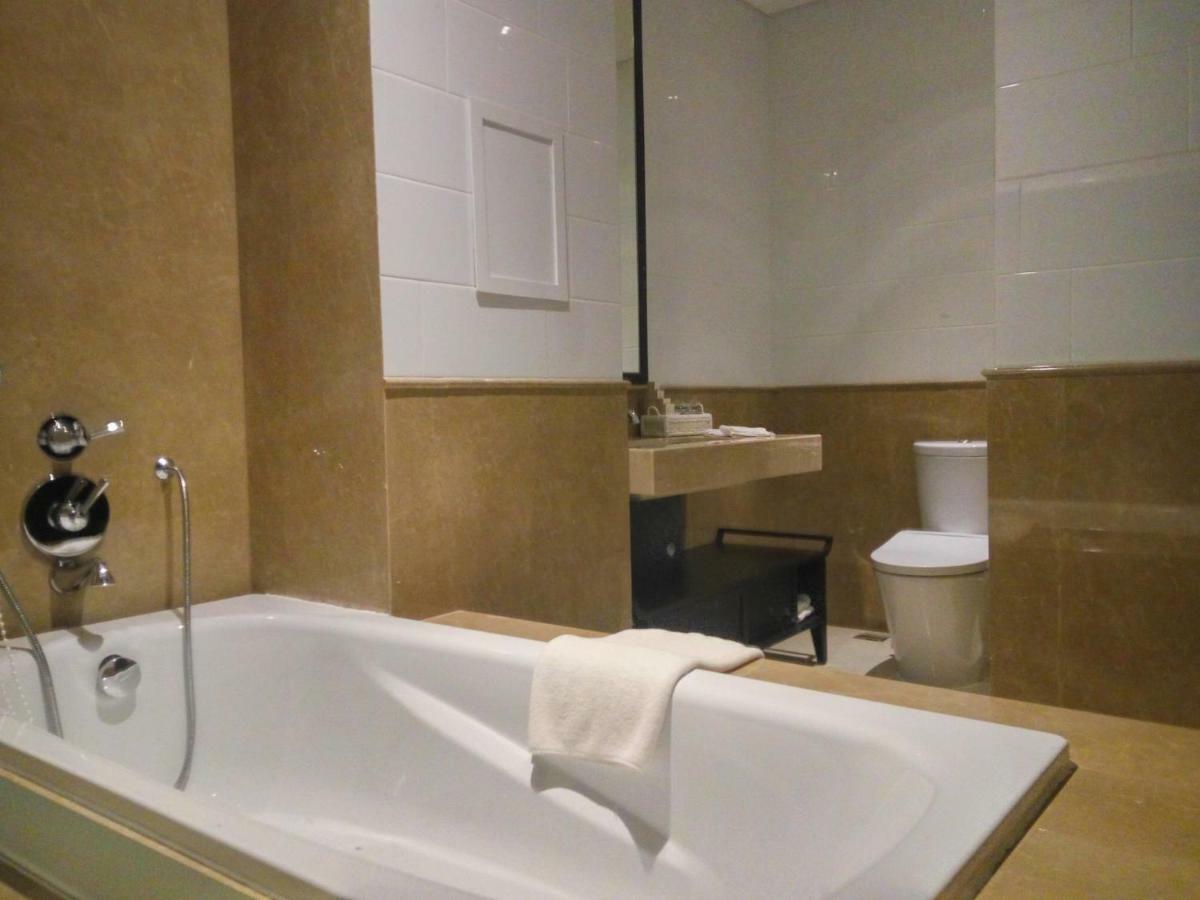 Deluxe Double or Twin Room with Balcony,846173795:JPEG