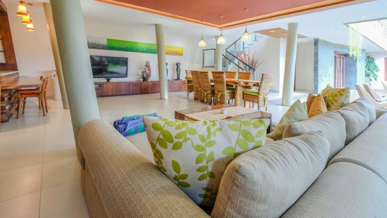Familievilla met 3 Slaapkamers en Zwembad