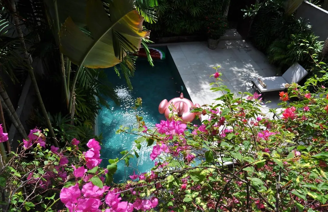 New Luxury Fully Renovated Villa Levi In Seminyak! Discounted Rates!-1