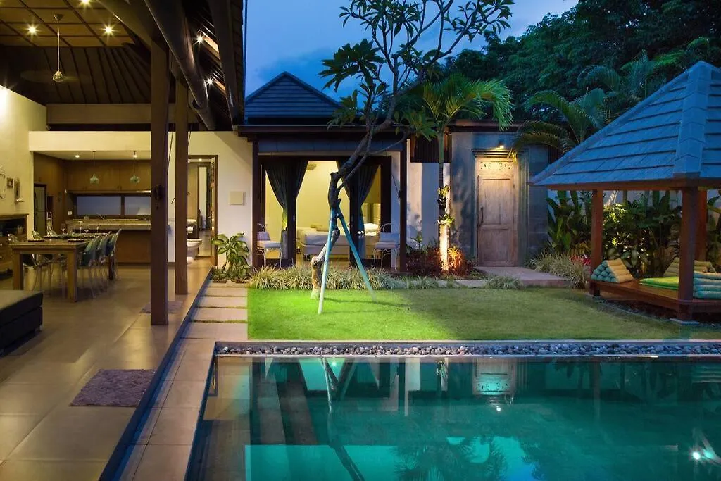 Coklat 3Br Villa With Pool, Seminyak-1