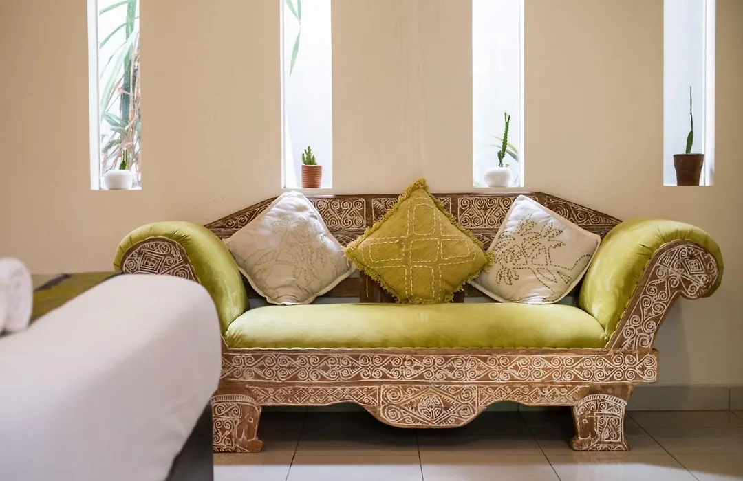 Villa Kinawa Seminyak-1