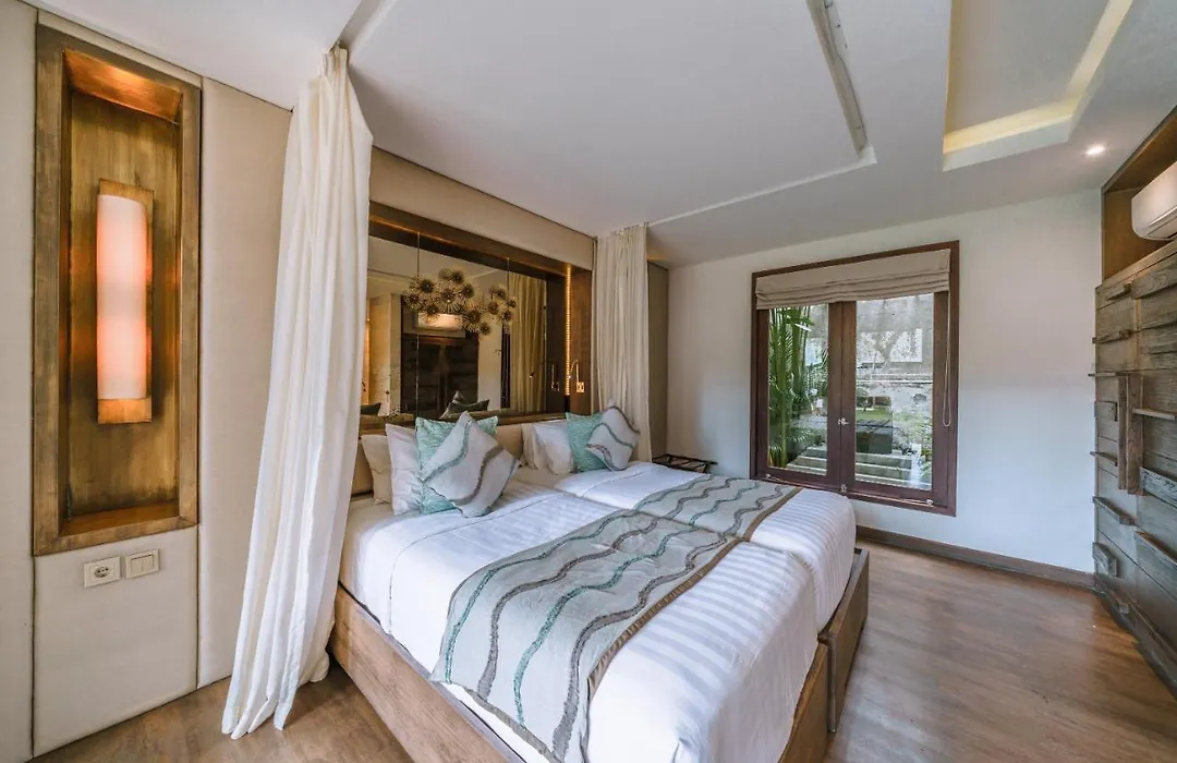 Villa Kajou: Spacious 4Bd Villa In Seminyak Close To The Beach!-1