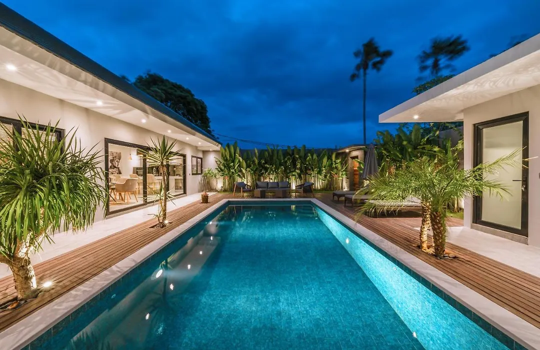 Villa Batik - Brand New & Stylish 3Br Villa In Seminyak!-1