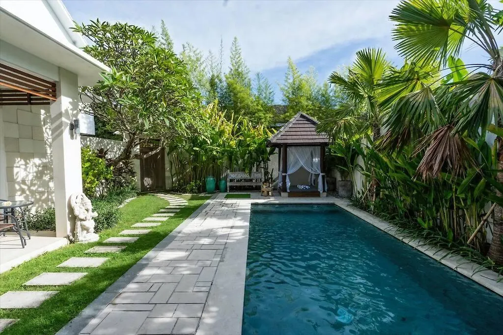 2 Bedrooms Private Pool Villa Seminyak-1