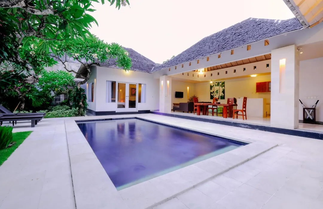 Kaisa Villas Seminyak-1