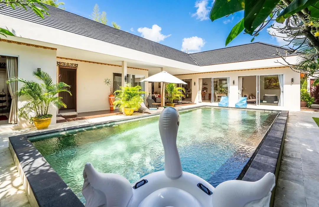 Villa Alitura 3Br Seminyak-1