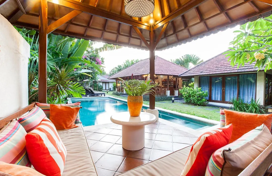 Spacious 4Br Private Estate W-Big Garden And Pool Central Seminyak-1