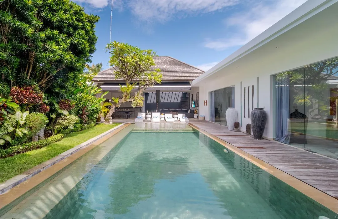 Gorgeous Tropical 3 Bed Pool Villa, 24Hr Security-1