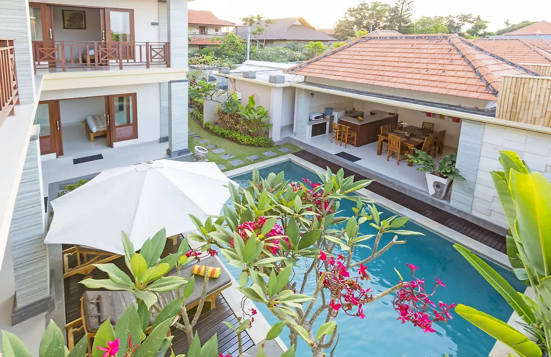 Kubal Villa And Living Seminyak-1