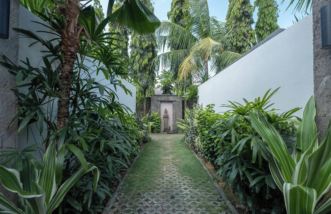 Villa Ava Seminyak Bali-1