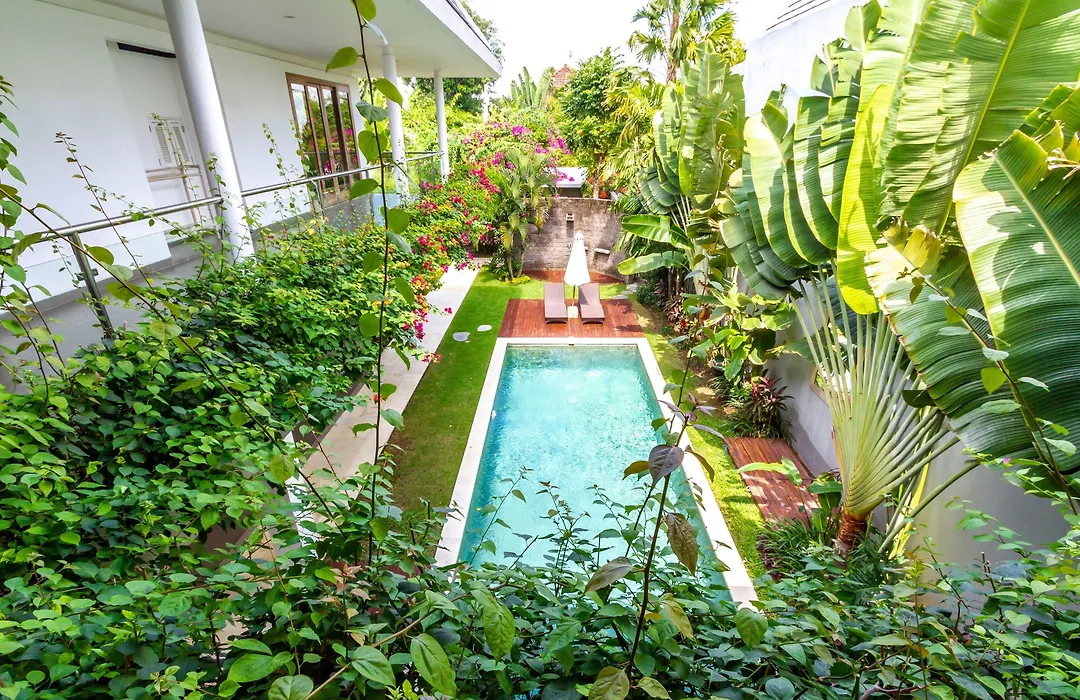 Villa Paloma - Chic Tropical Garden Villa With Outdoor Pool-1