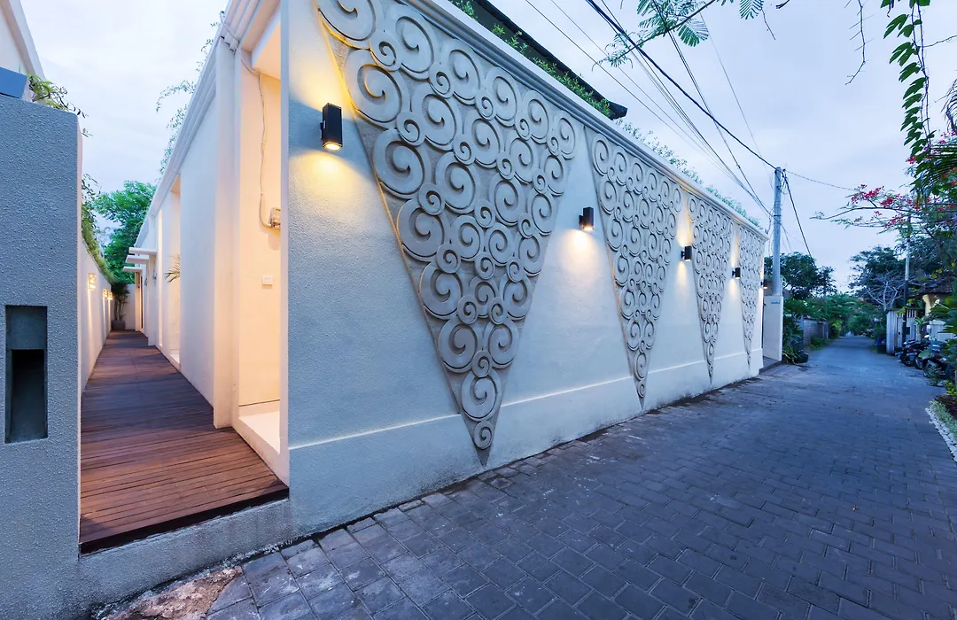 Paisa Seminyak Living-1