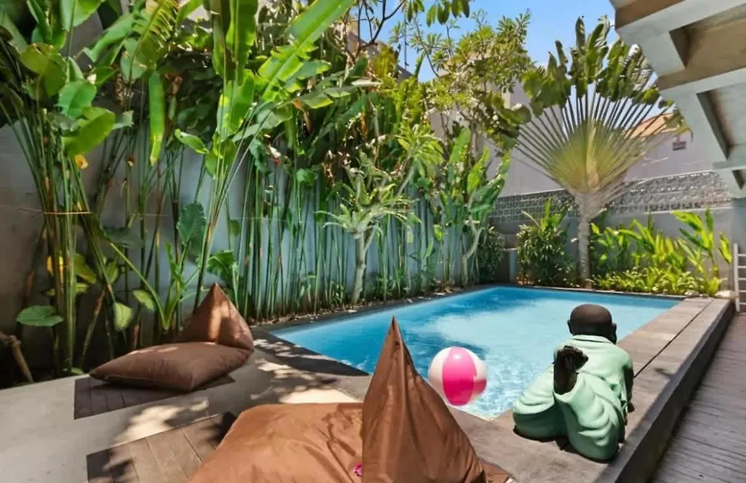 Modern Apartment With Shared Pool - By The Beach-1