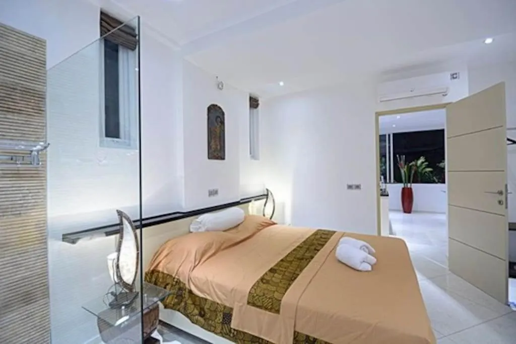 Flora Apartment Bali-1