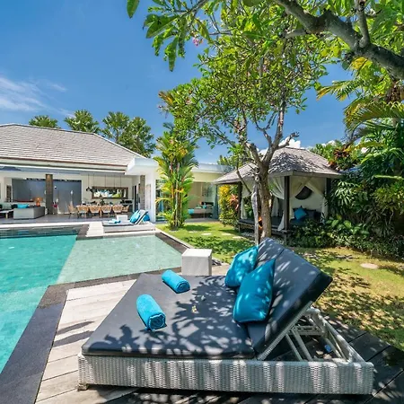 Villa Lilis - Amazing Contemporary 4 Bdr Villa In Seminyak-2