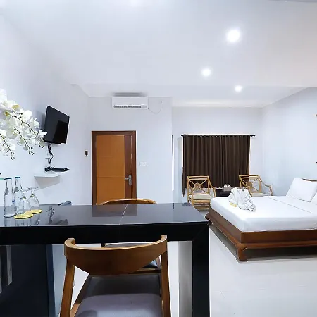 Amanlane Suite Seminyak Managed By Arm Hospitality-3