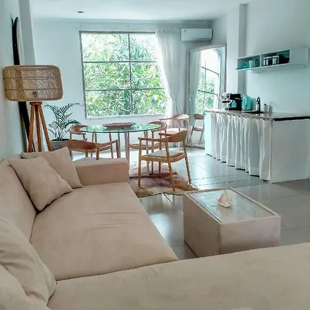 Seminyak Beach Tropical Hideaway Apartment-2
