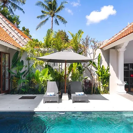Villa Rua - Stylish Luxury, Tranquil Location In Legian, Walk To Beach-3