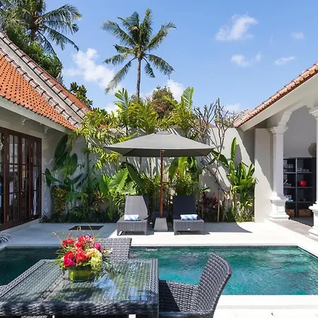 Villa Rua - Stylish Luxury, Tranquil Location In Legian, Walk To Beach-2
