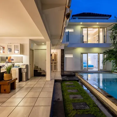 Oceana 4Br Villa In Seminyak By Azure-3