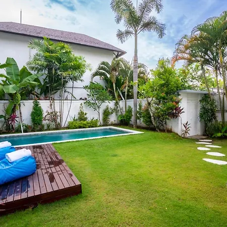 Villa Athens-3