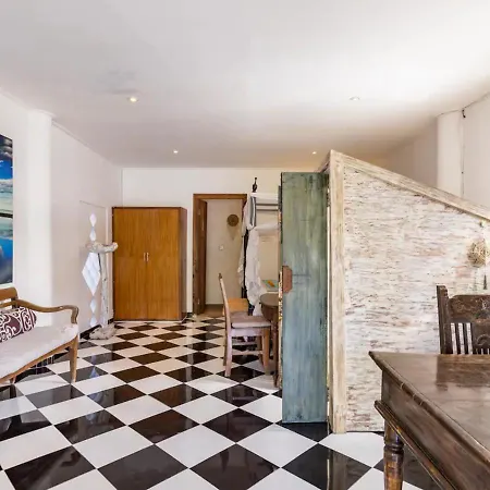 Promo! Central Seminyak 2Br Pool Villa 5" Beach-3