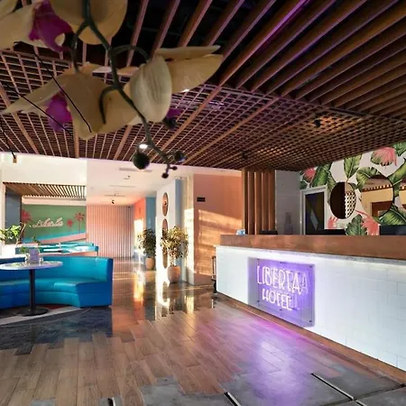 Double Or Twin Bedroom In Seminyak-3