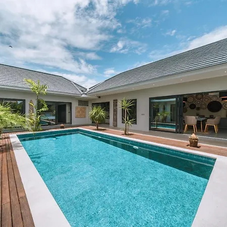 Villa Batik - Brand New & Stylish 3Br Villa In Seminyak!-3