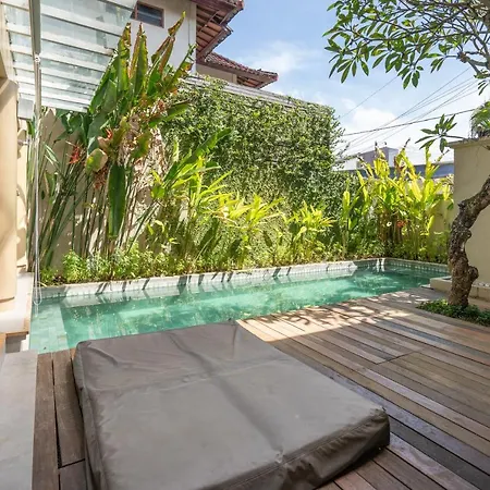 Private Pool Villa Ewa Seminyak-3