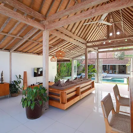 Villa Balimasan 10 Mins To Canggu-2
