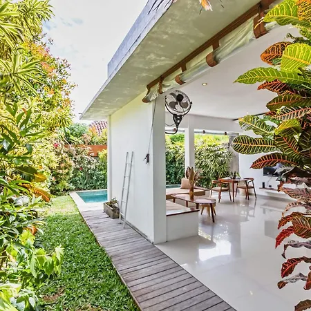Adorable 1Br Villas In The Heart Of Seminyak-3