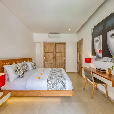 Promo 4 Bd Spacious Villa In Strategic Location-2