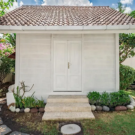 Green Garden Seminyak Villa-3