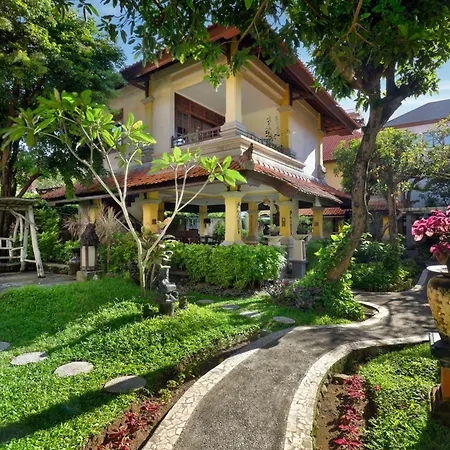Villa At Royal Tunjung Bali-3
