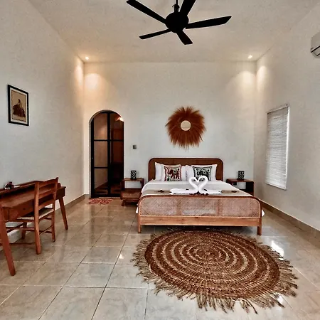 Villa Empresa-2
