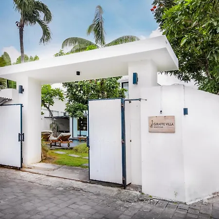 Villa Giraffe Seminyak, 4Br Short Walk To Potato Head-3