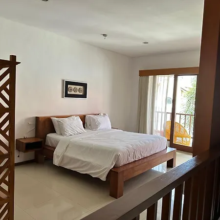 Balcony Living Apartment-3