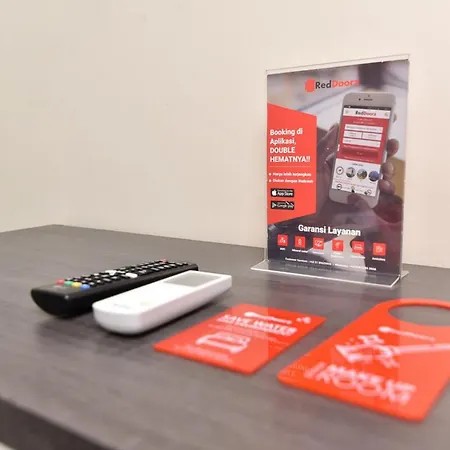 Reddoorz Plus Near Jalan Imam Bonjol Denpasar-3