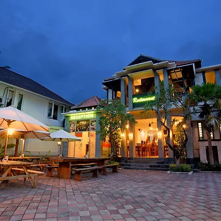 Kubal Villa And Living Seminyak-2