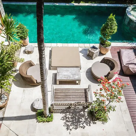 Villa Martine - Fantastic 5Br Villa - Perfect Location In Seminyak-2