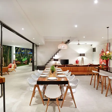 Seminyak White Design Villa-2