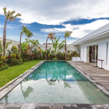 Villa Saha - Elegant 3-Bedroom In Seminyak-2