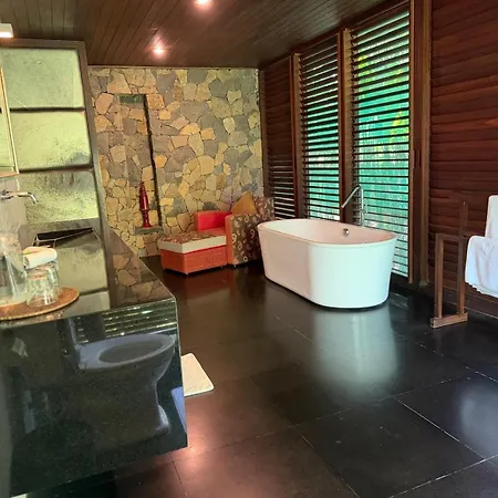 Unique Architect-Designed Villa & Tropical Garden In Seminyak-2
