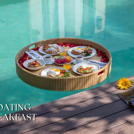 Best Location, 9 Bedr Pool Villa, Close To Beach-3